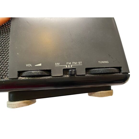 LXI Series AM FM Clock Radio With Cassette Player Boombox Alarm Clock Black - Picture 5 of 16